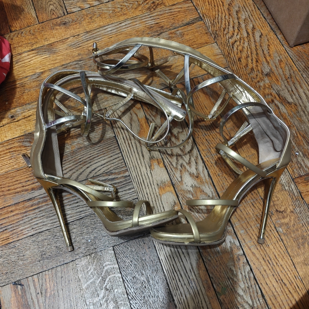 Giuseppe Zanotti Gold Gladiator Boots Sandaks 36.5  6.5 Read Description